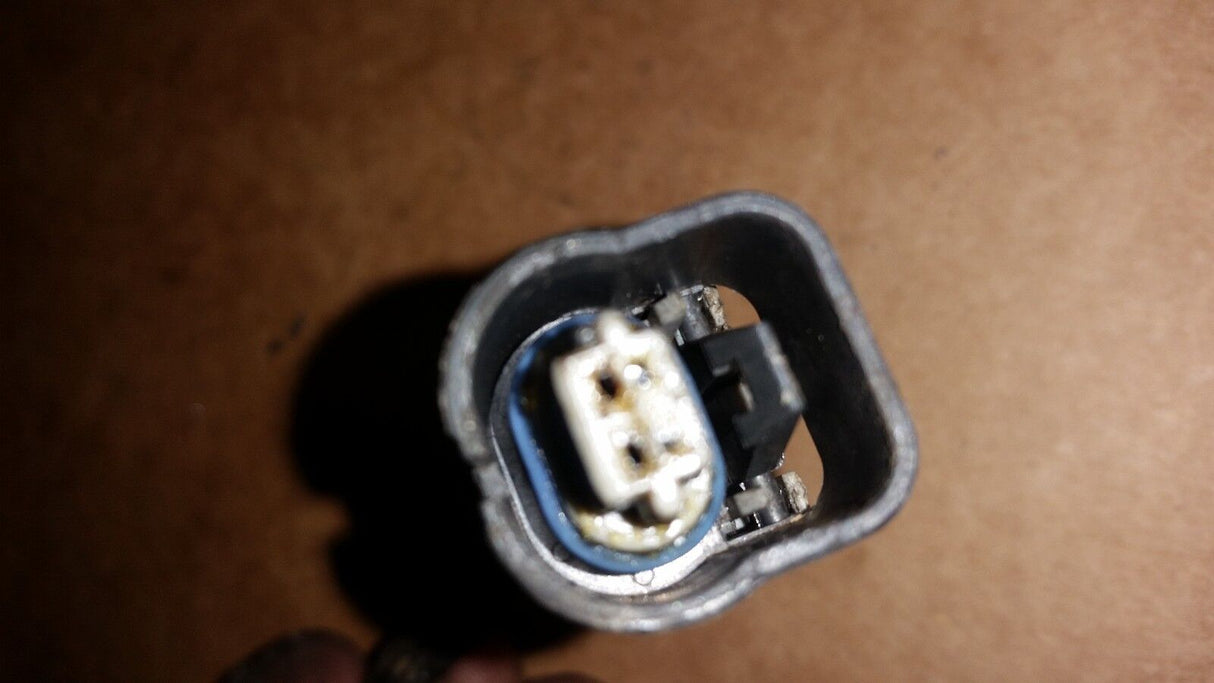 2 WIRE 2008-2010 6.4L POWERSTROKE ENGINE PIGTAIL white