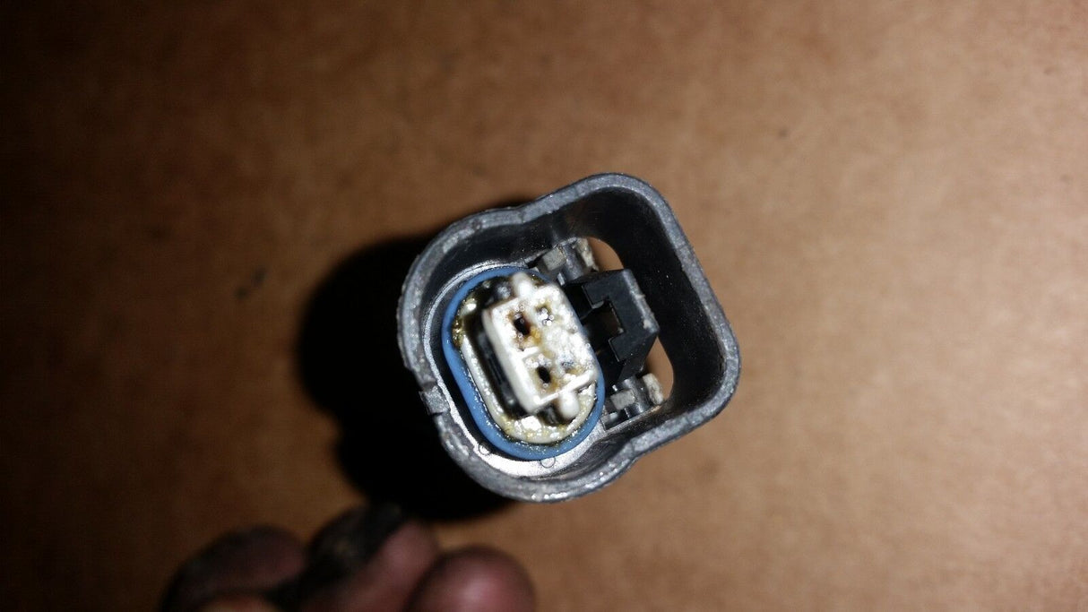 2 WIRE 2008-2010 6.4L POWERSTROKE ENGINE PIGTAIL white