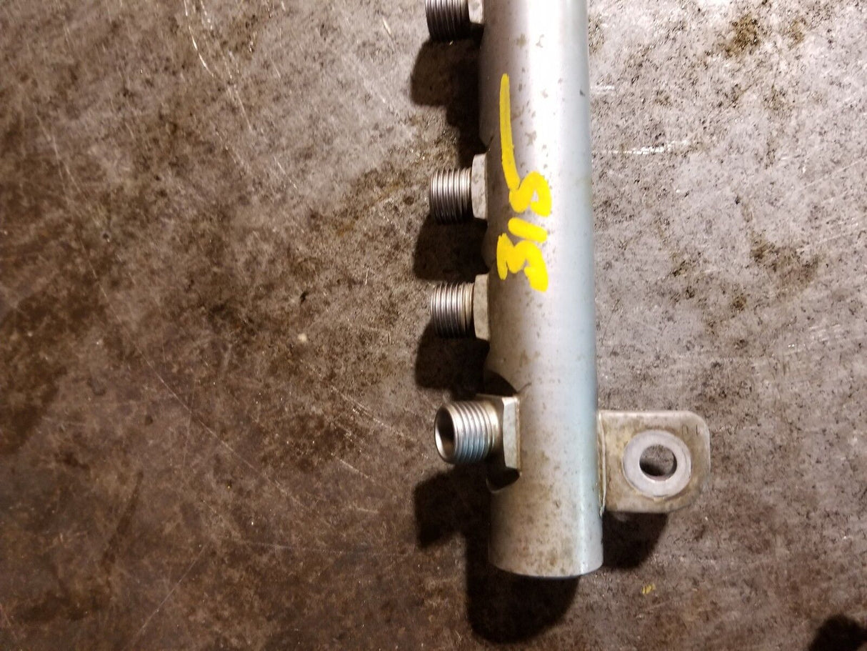 011 2011-2015 Duramax LML High Pressure Fuel Rail 12620532 ref515