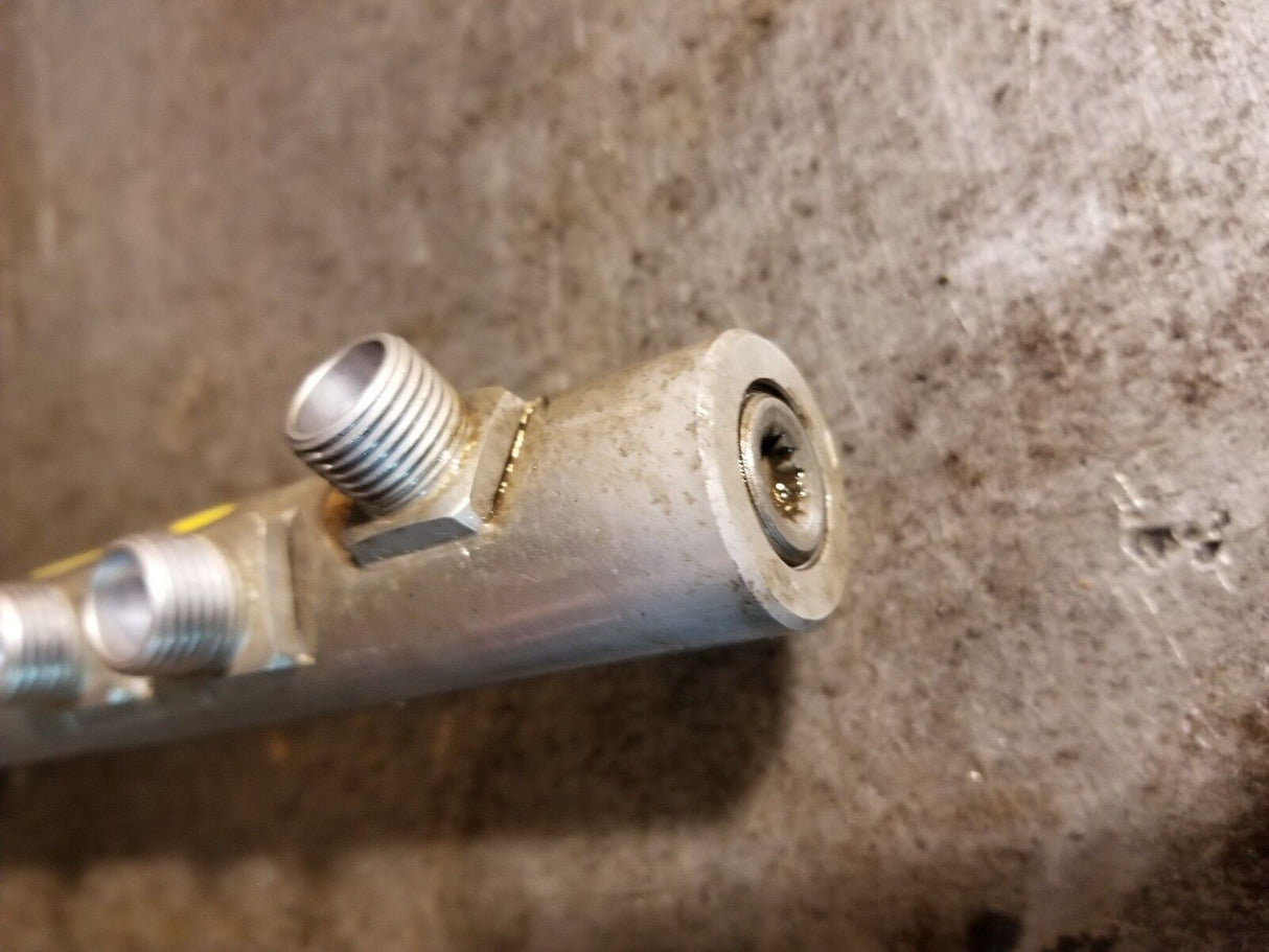 011 2011-2015 Duramax LML High Pressure Fuel Rail 12620532 ref515