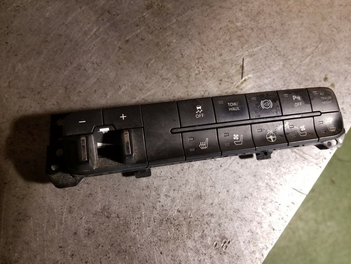 p68247663aa 68247663aa Dodge Ram Center Console Control Panel p68105206ab
