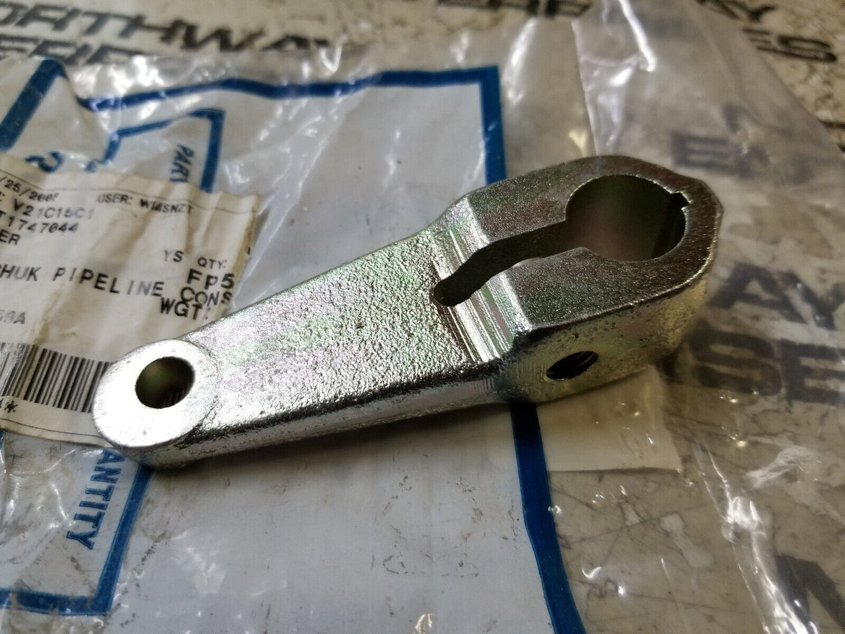 174-7044 CATERPILLAR LEVER 1747044