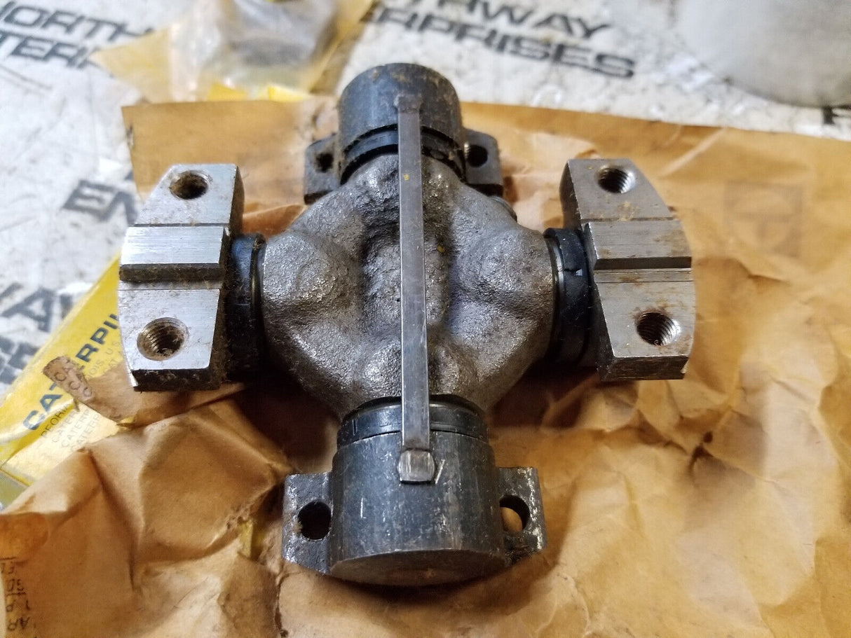 1K-9467 CATERPILLAR CAT 1K9467 SPIDER UNIVERSAL JOINT 561B 561D 561C