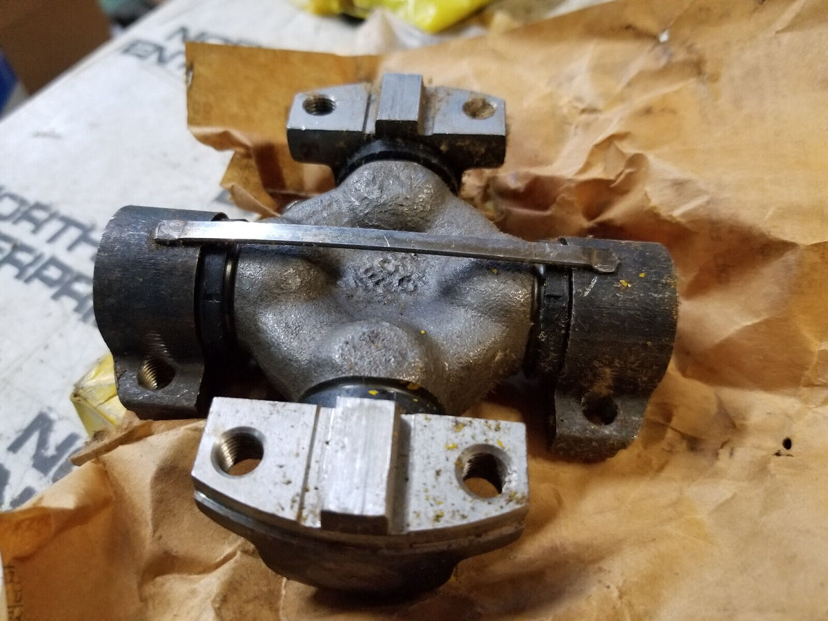 1K-9467 CATERPILLAR CAT 1K9467 SPIDER UNIVERSAL JOINT 561B 561D 561C