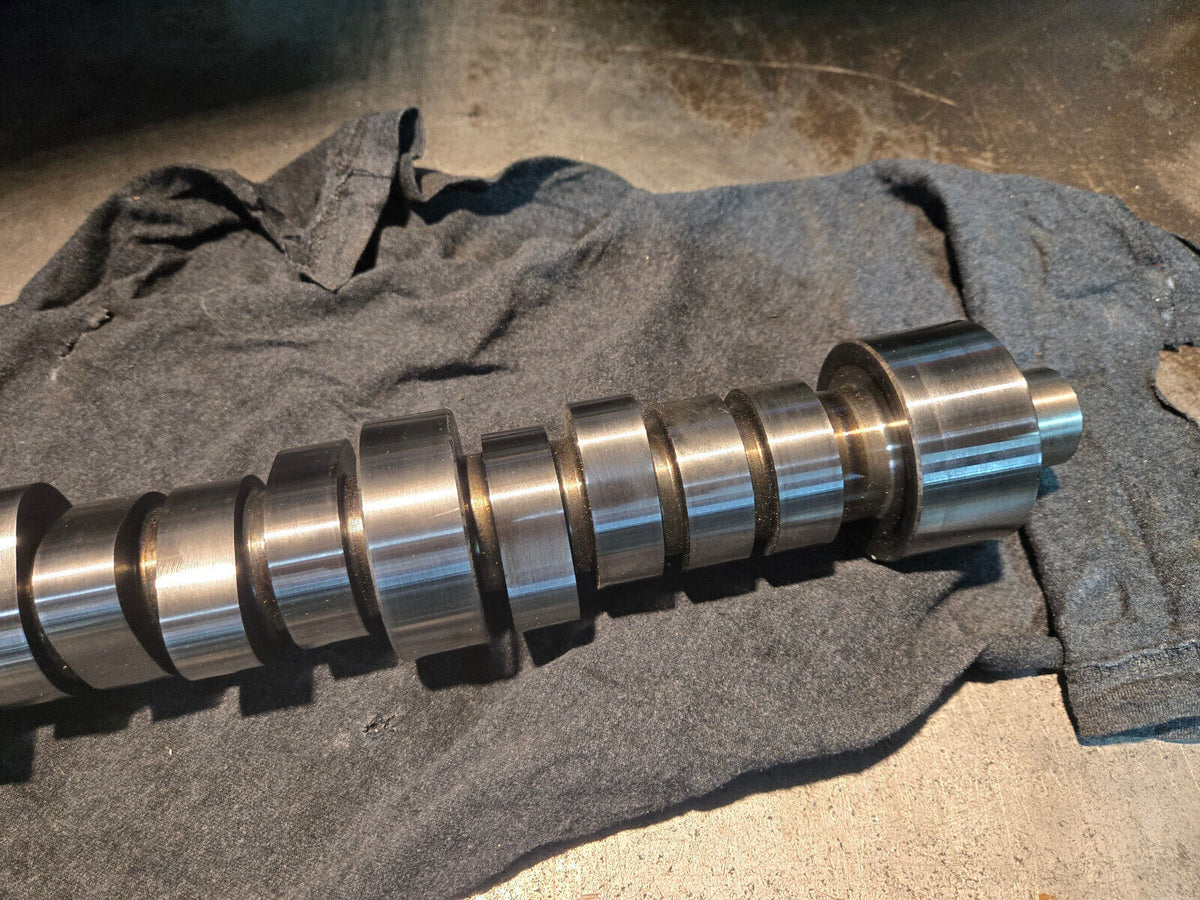 POLISHED DURAMAX LML USED CAMSHAFT 12638804