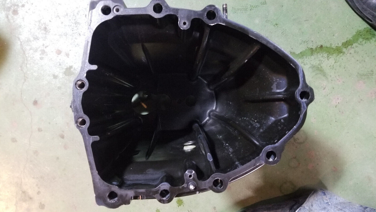 Evinrude G2 300hp Exhaust Housing 5009982 port