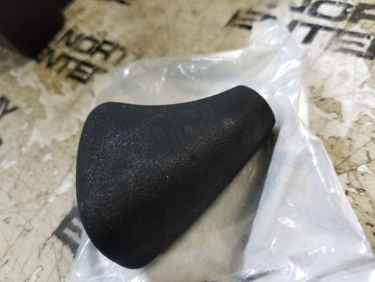Sy87954 : Forklift Knob - Side Shift