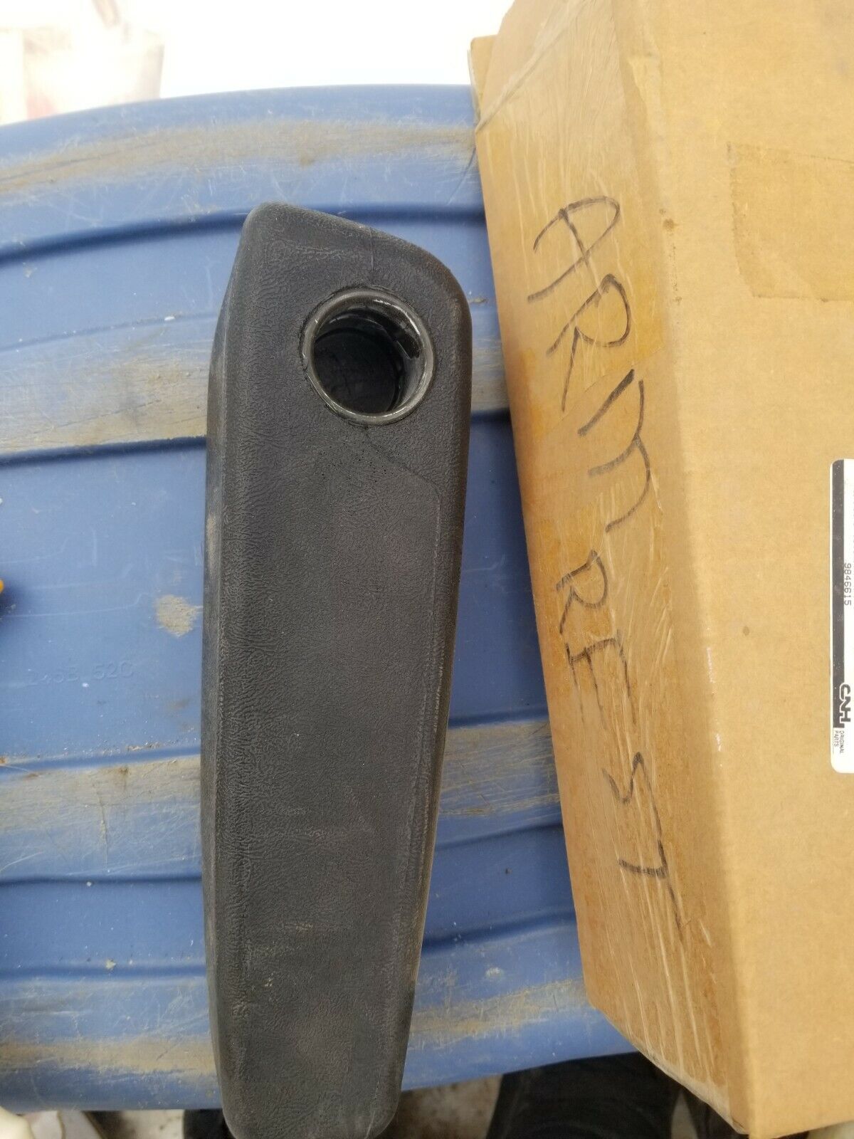 Case 89846615 ARMREST