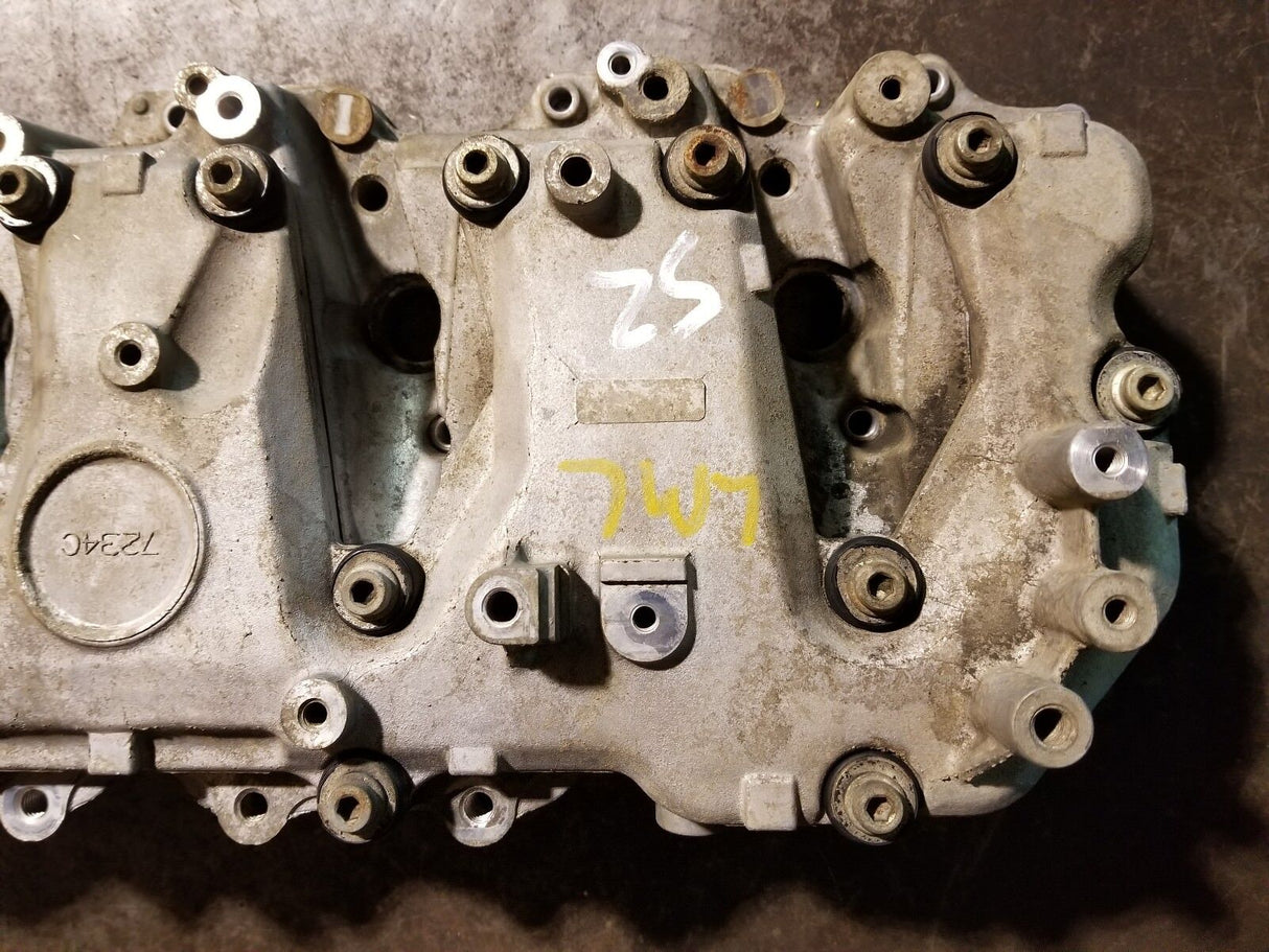 012 2011-2015 DURAMAX 6.6 6.6L DIESEL LML VALVE COVER & SPACER RH PASSENGER R52