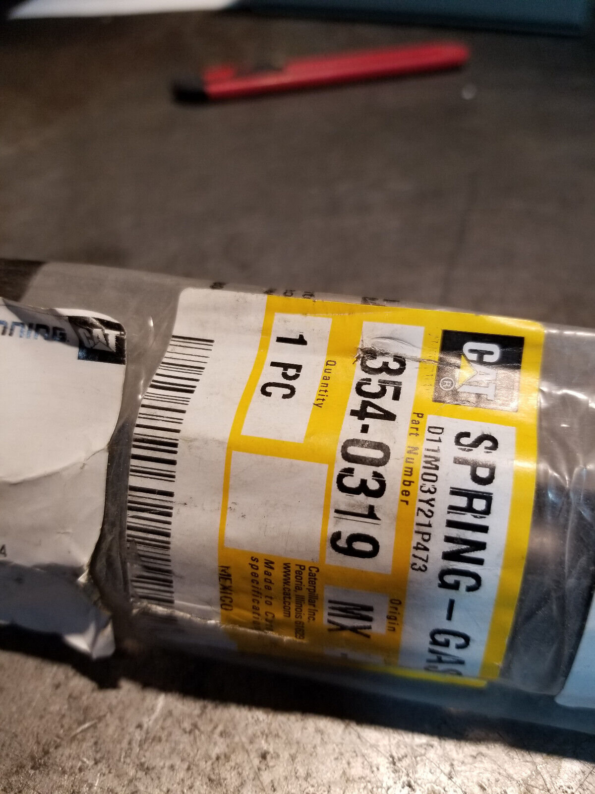 354-0319 Caterpillar 765.5mm Maximum Length Gas Spring 3540319