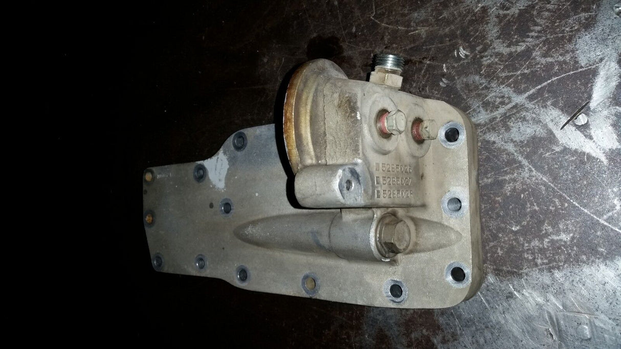 2011 CUMMINS 6.7L 6.7 OIL FILTER HOUSING OIL COOLER ADAPTER 5285028