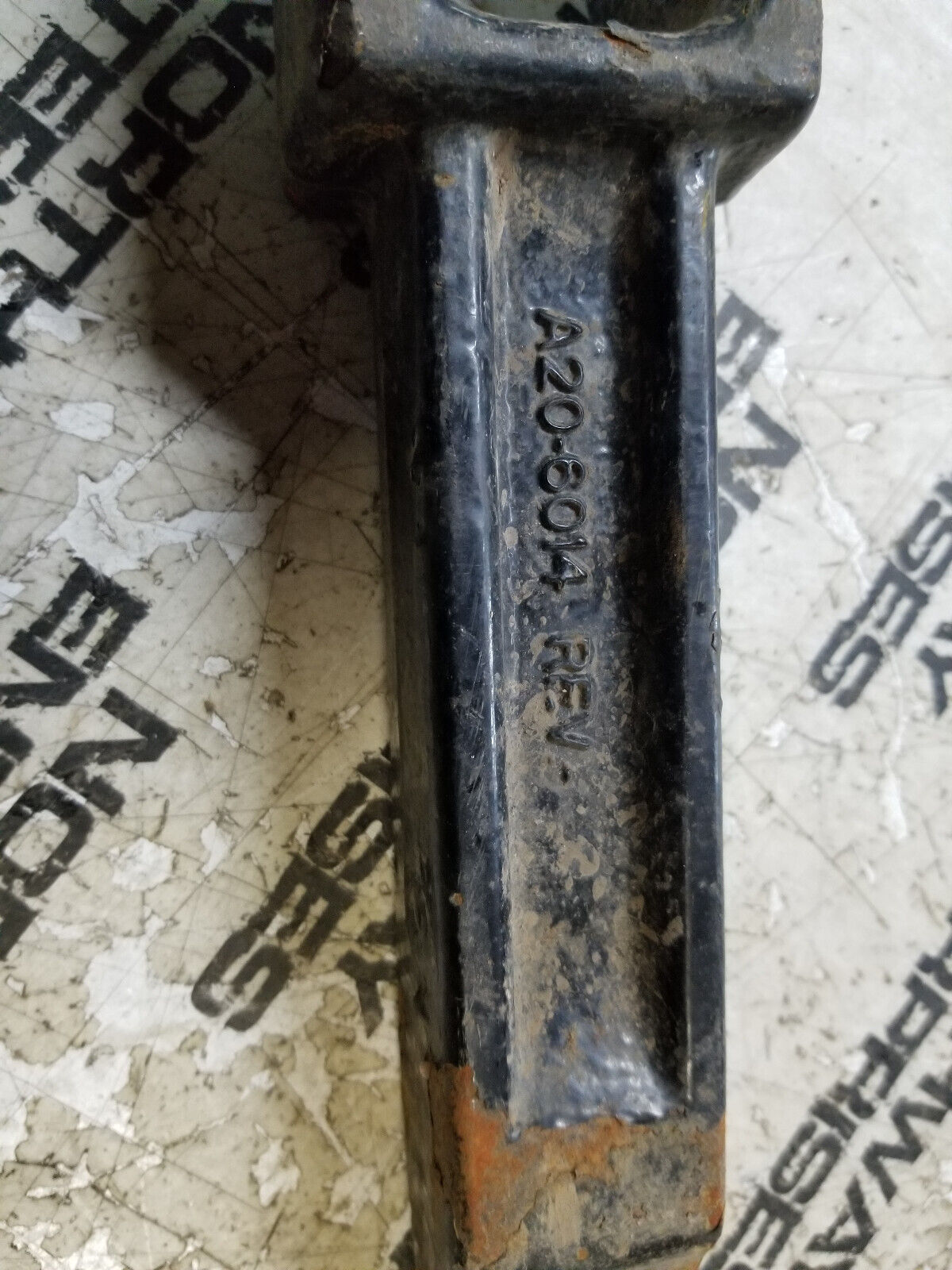 A20-6014 (SINGLE TOW HOOK) Peterbilt Hitch Front Tow Kenworth Tow Hooks 14264AA