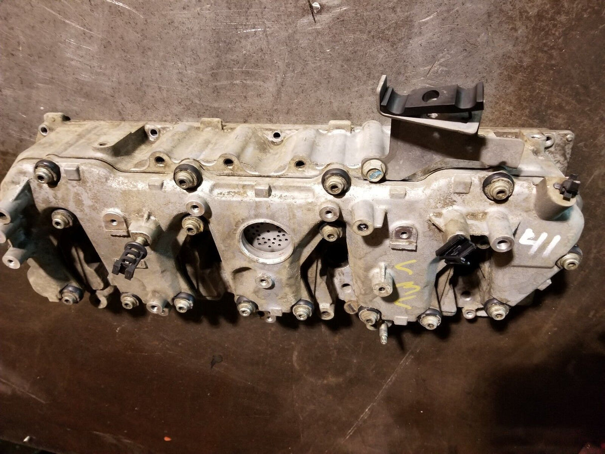 011 012 2011-2015 DURAMAX 6.6 6.6L DIESEL LML VALVE COVER & SPACER LH DRIVER r41