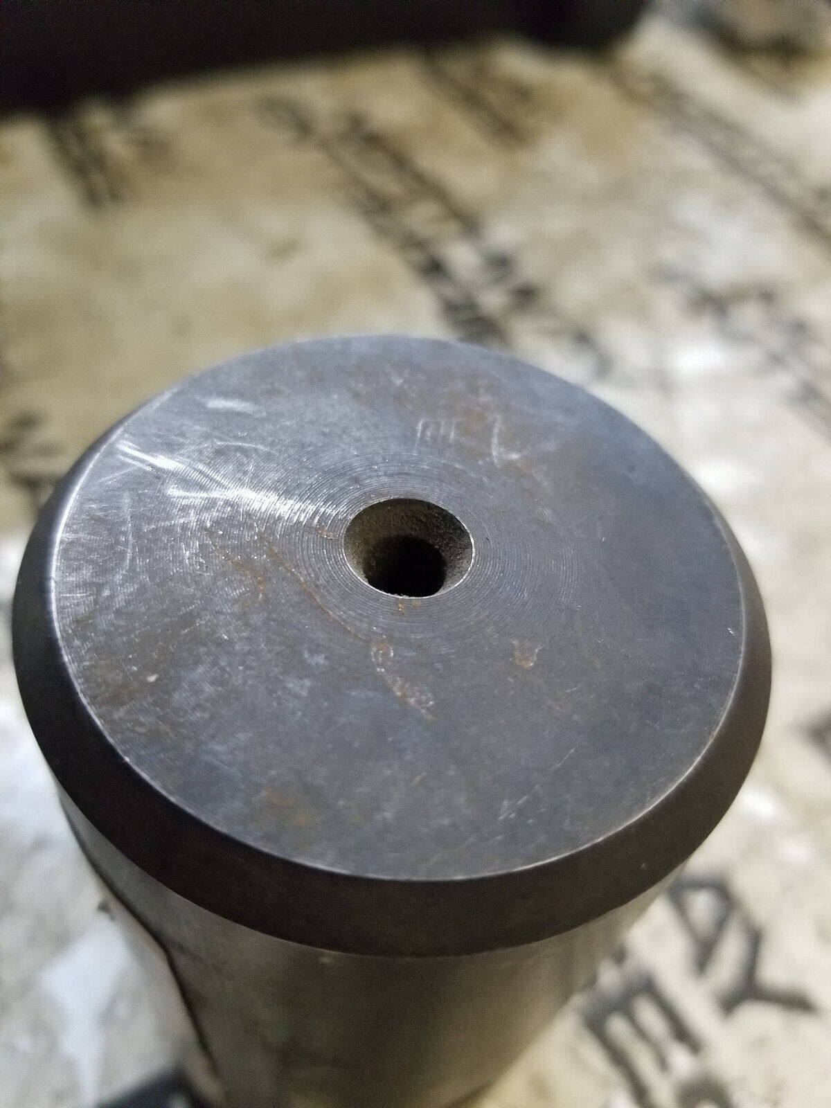 HY112209 MAST MOUNT PIN 112209