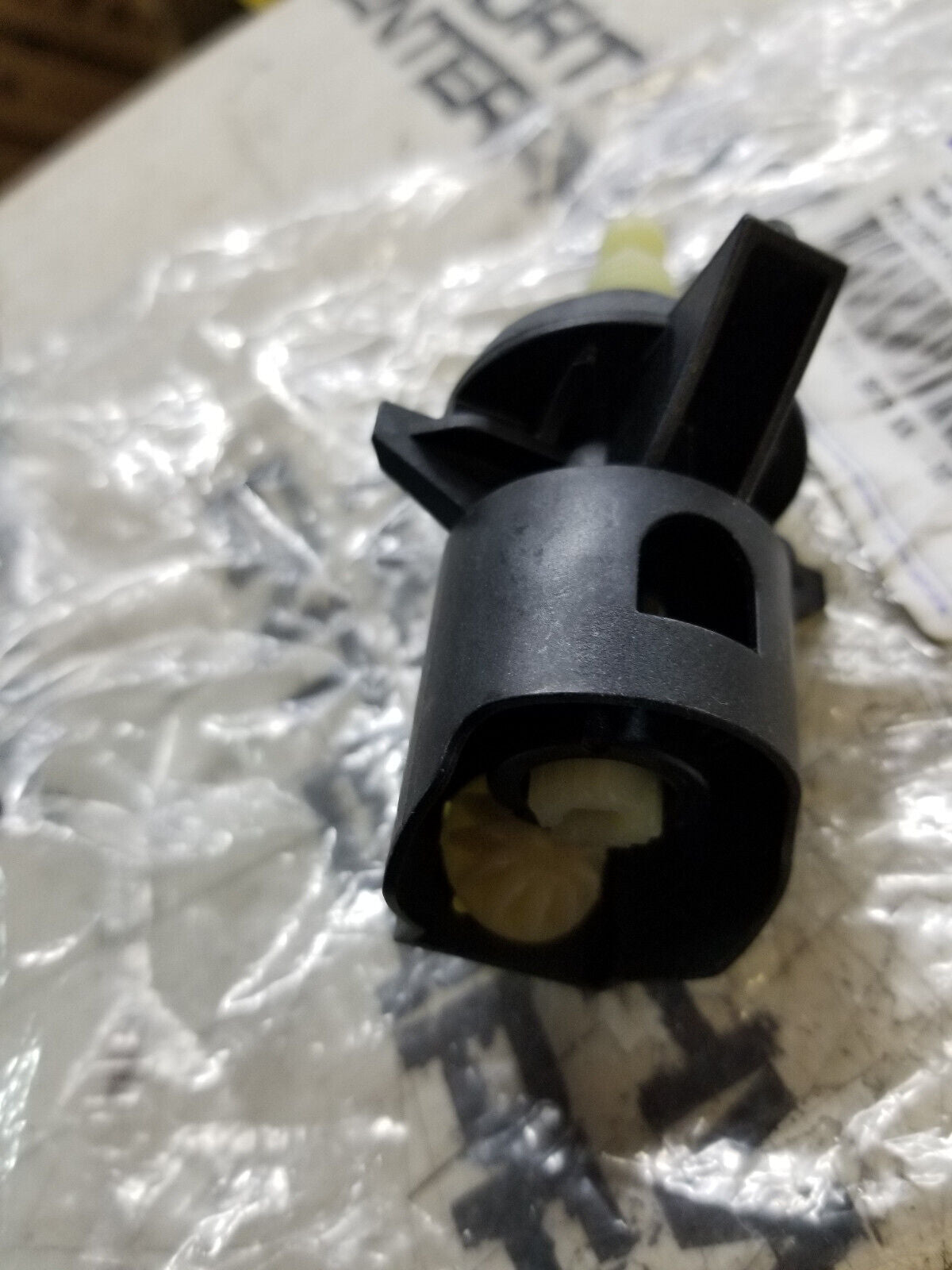 2014-2019 JEEP CHEROKEE HEADLIGHT LAMP LEVELING CONTROL MODULE MOPAR 68226878AA