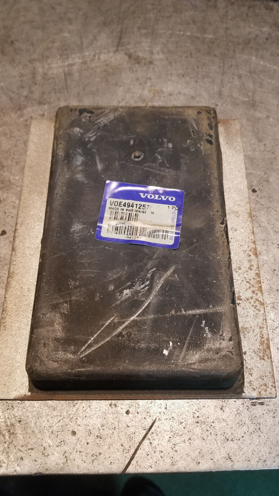 VOE4941257 VOLVO 4941257 CUSHION