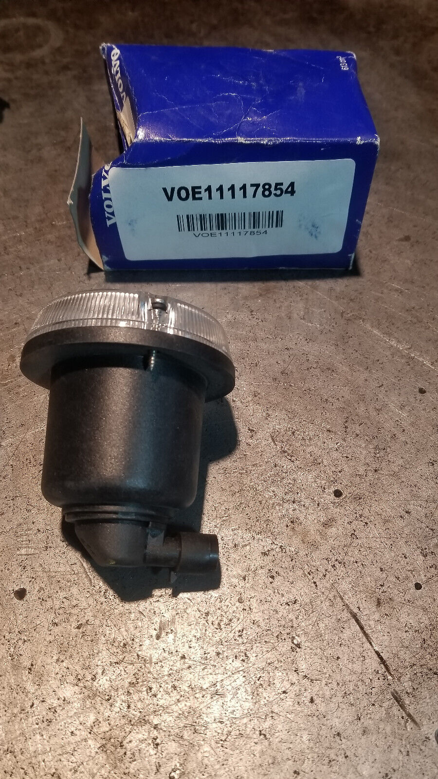 VOE11117854 VOLVO LAMP 11117854