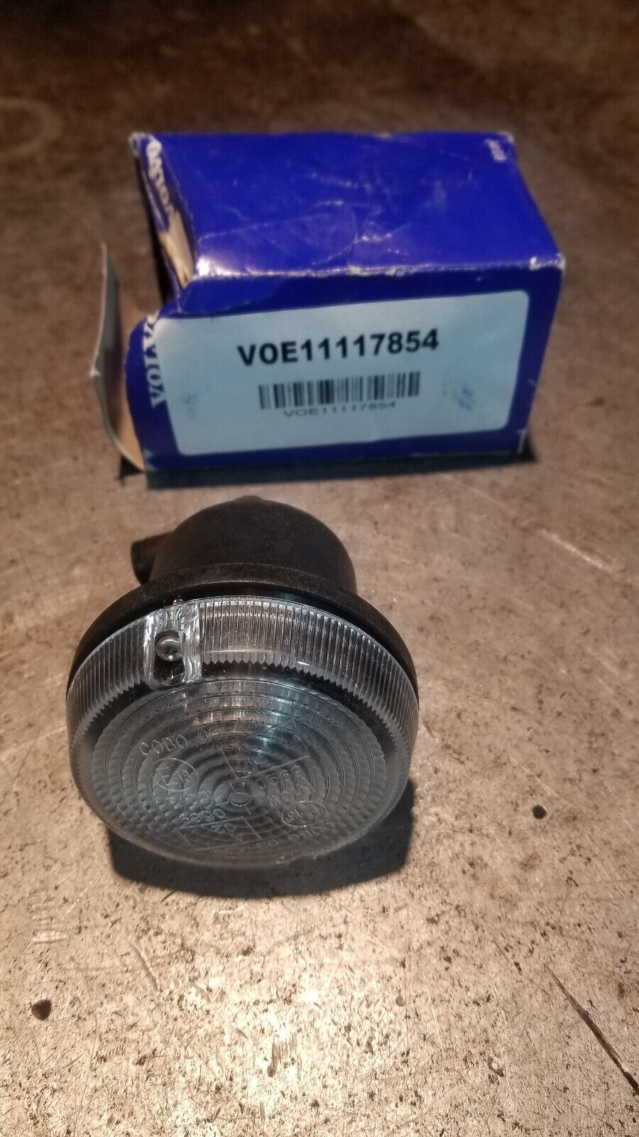 VOE11117854 VOLVO LAMP 11117854