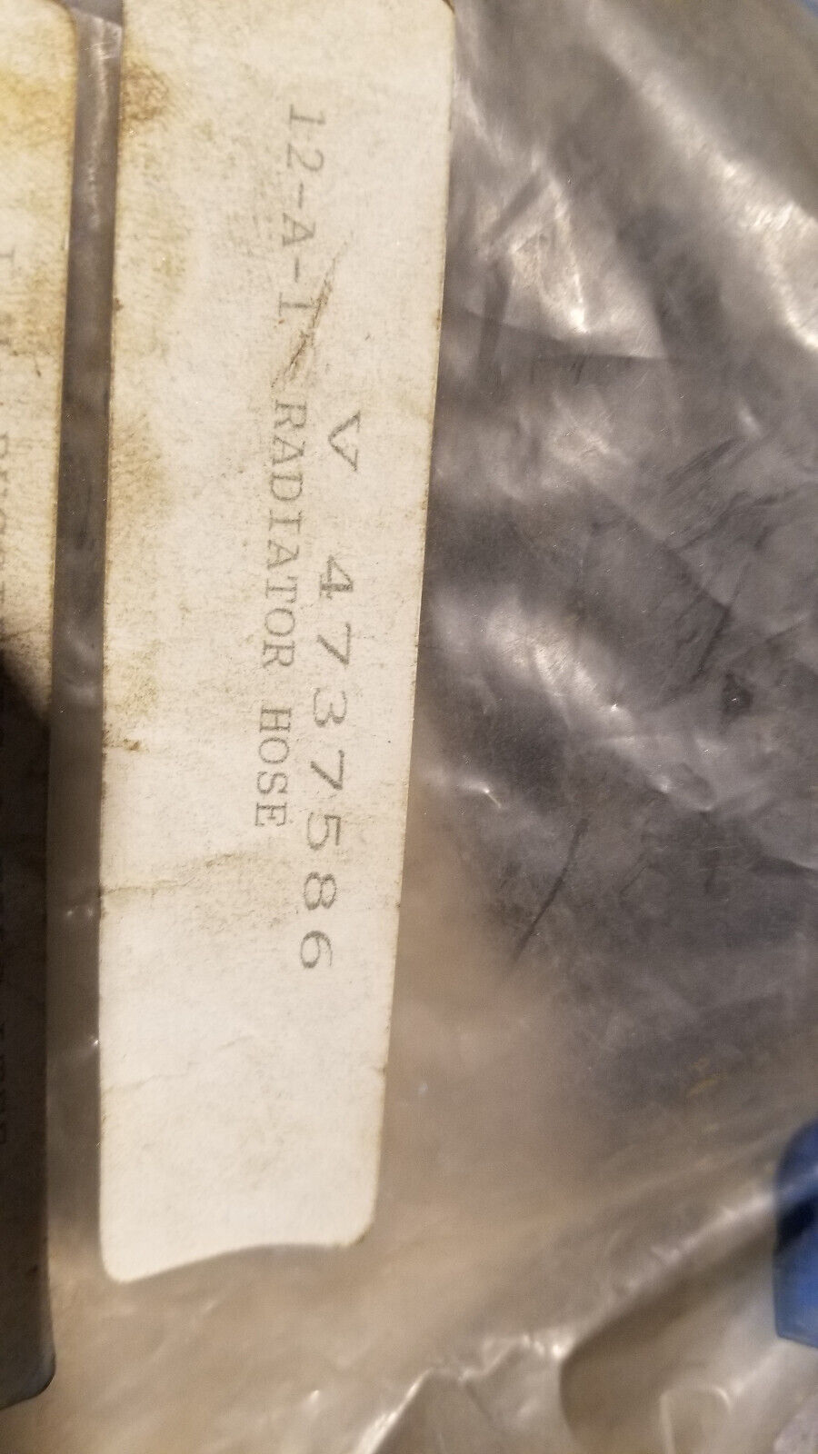 4737586 OEM VOLVO RAD HOSE VOE4737586