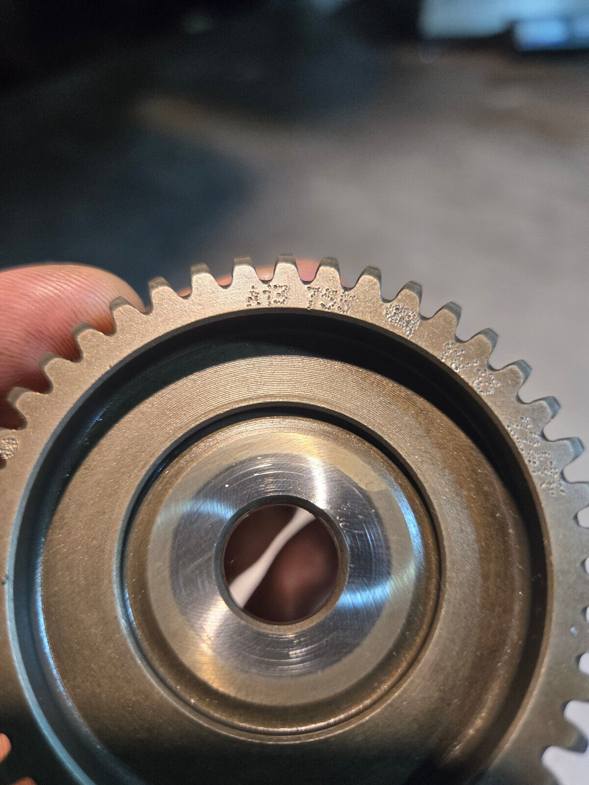 2011+ 3.0L ECO DIESEL EXHAUST CAMSHAFT GEAR PASSENGER SIDE