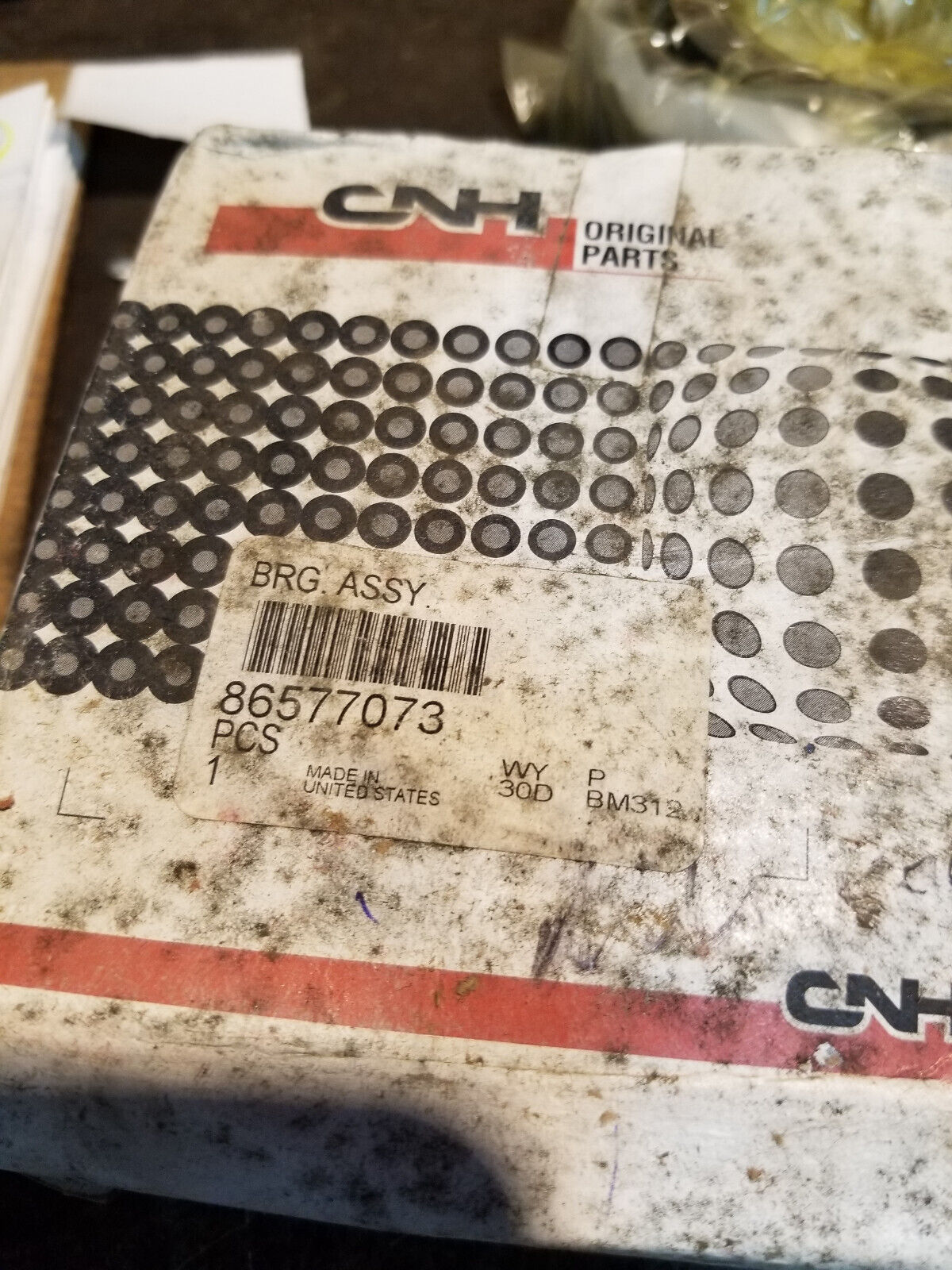 CASE CNH BEARING & CUP 86577073