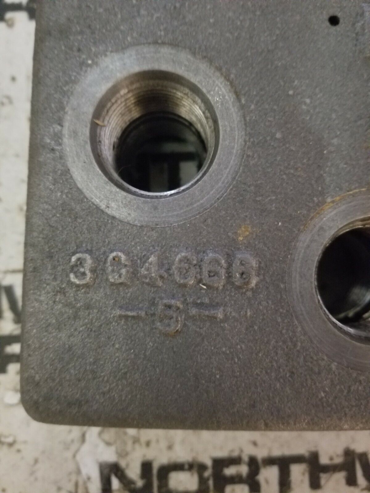 3G4666 BODY