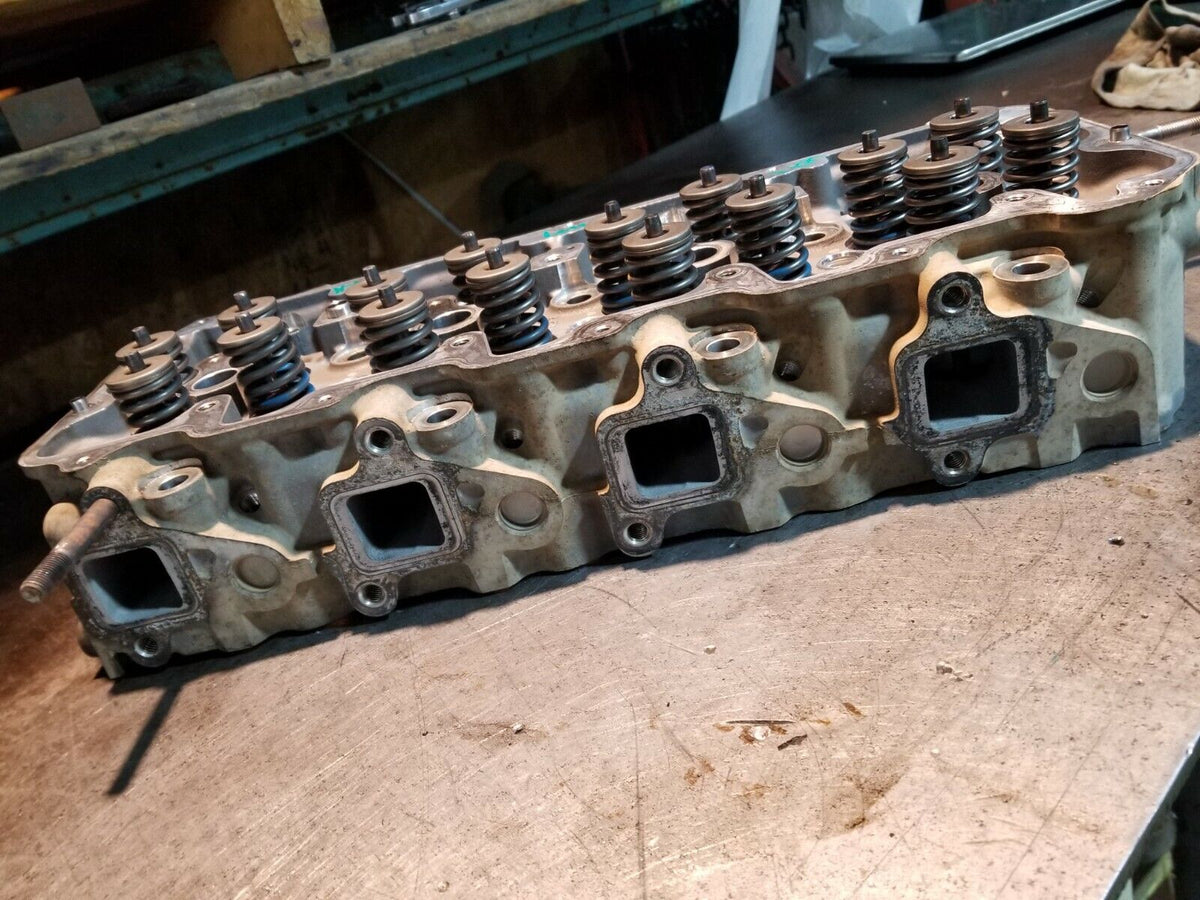 2006-2010 Chevy GMC 6.6 LBZ LMM DURAMAX CYLINDER HEAD RH PASSENGER REF41