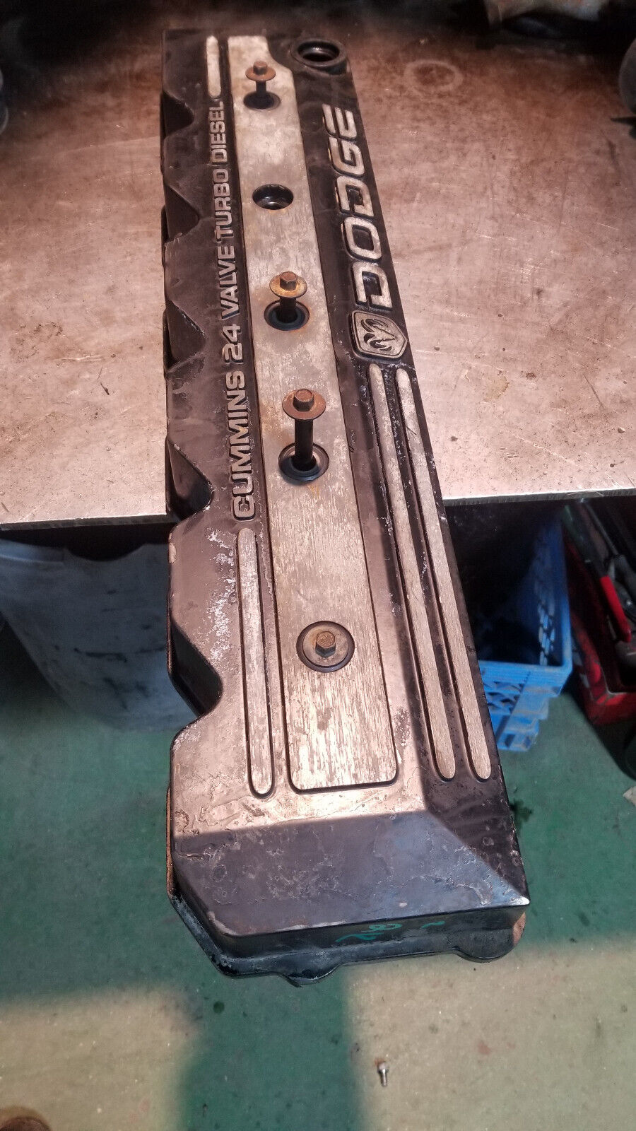 3937121 Dodge Ram Cummins 5.9L 24v turbo diesel engine VALVE COVER 2002 ref216