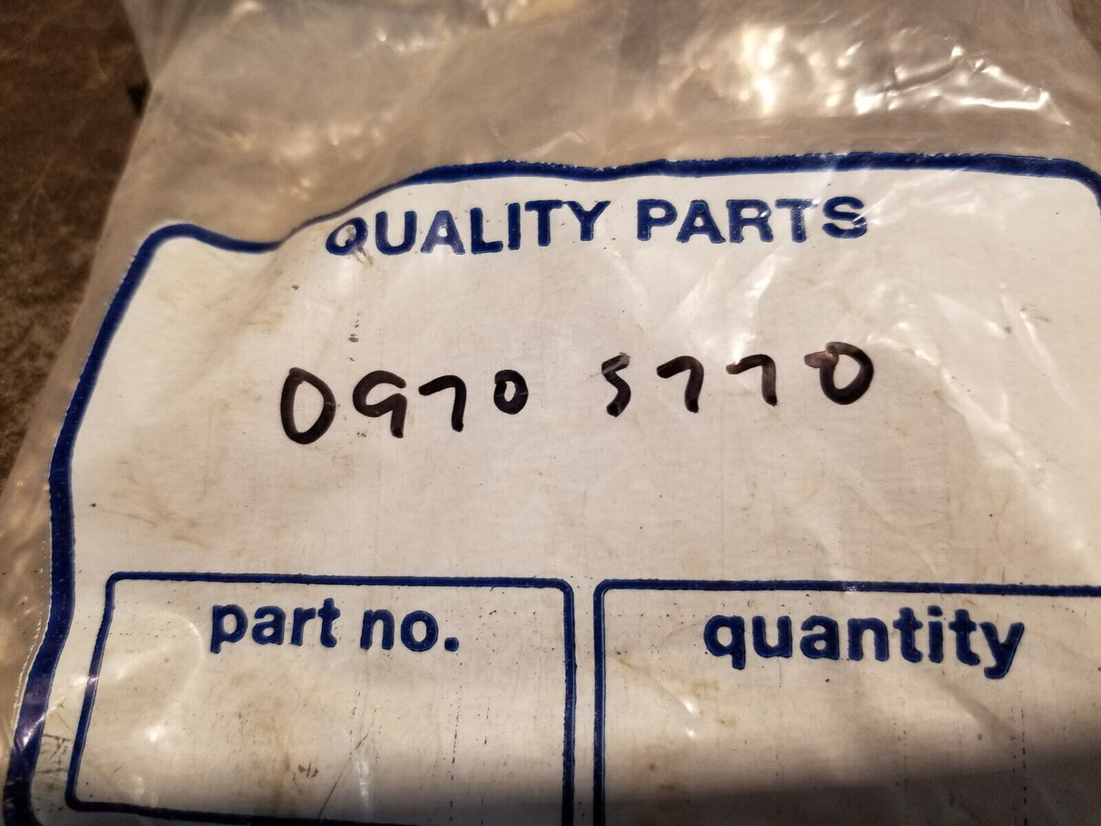 09705770 Pin Steering Cylinder For Buhler Versatile 2310 2335 2375