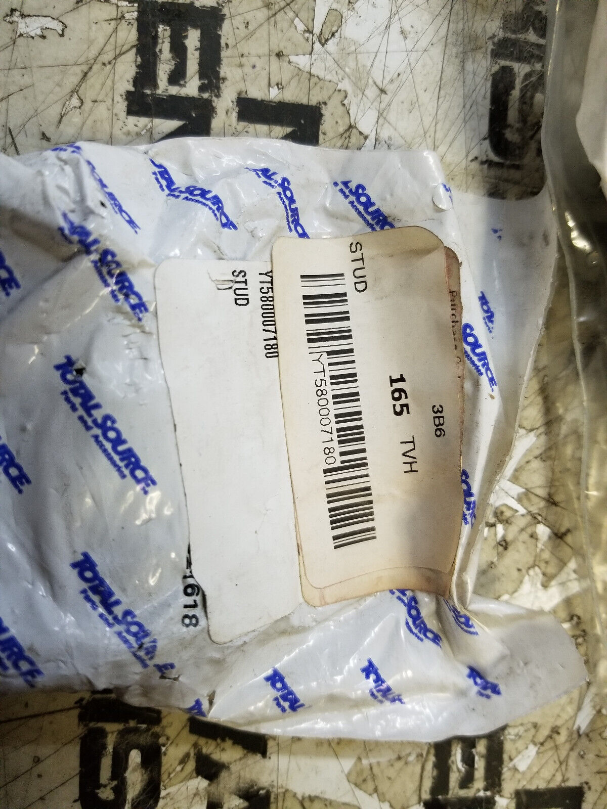 LOT OF 7PC - 580007180 YALE STUD YT580007180