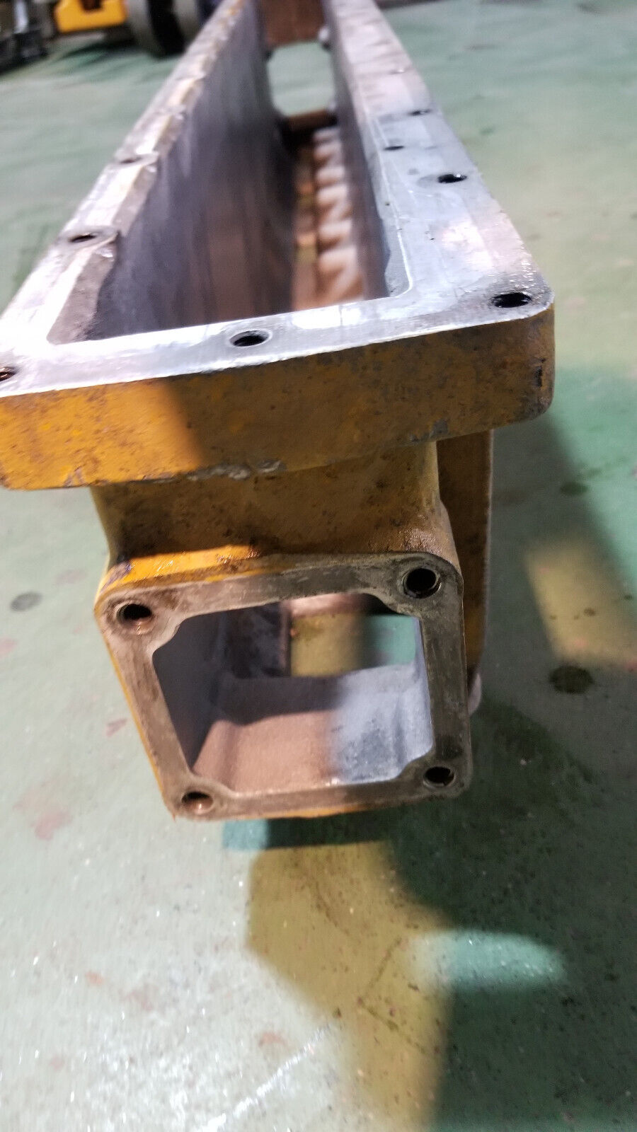 CAT 3406B Intake Manifold oem 4N9007 4N-9007