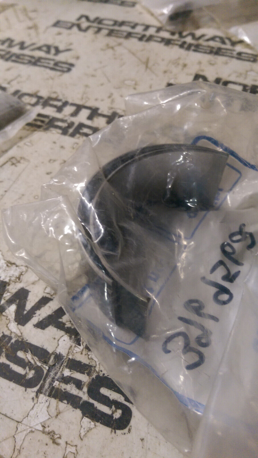 3969562 CUMMINS ROD BEARING