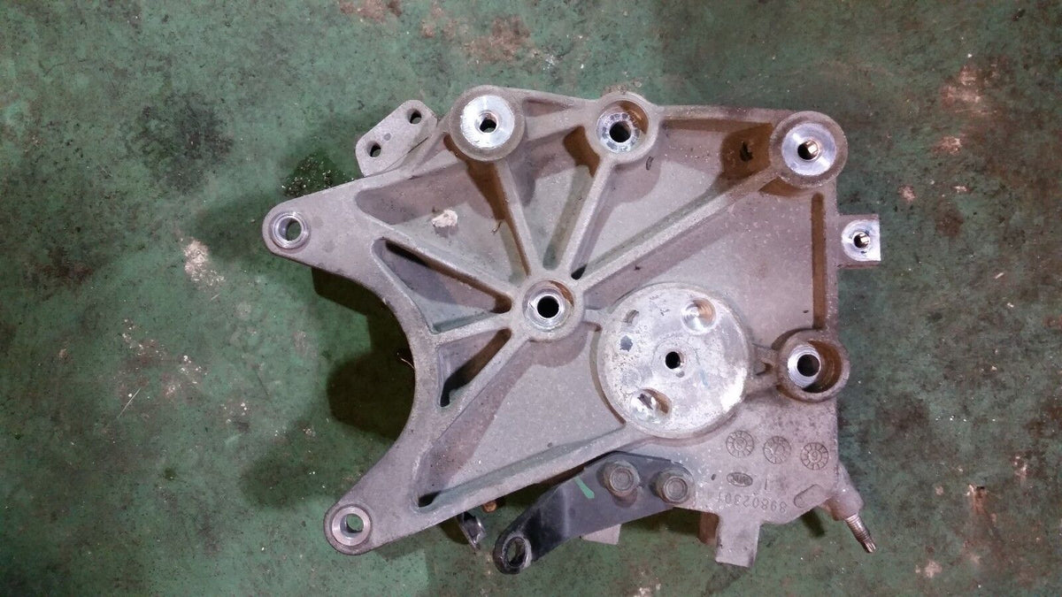 2007.5-2010 Chevy GMC 6.6 LMM Duramax Alternator Bracket 8980230140 98023014