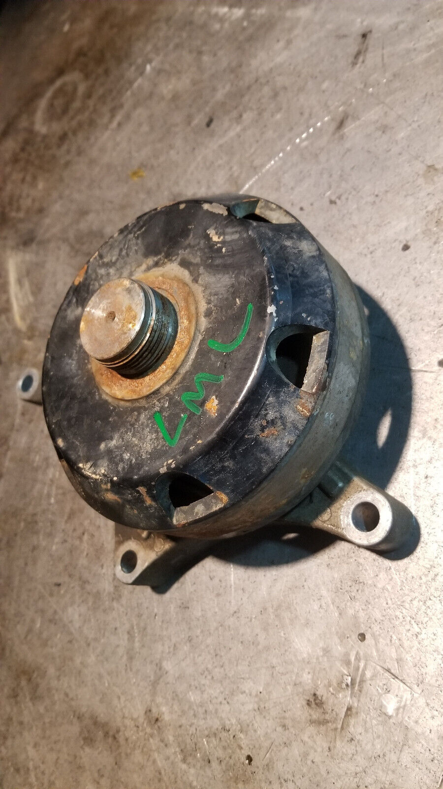 2011-2016 Duramax LML Fan Pulley w/bracket 98062861