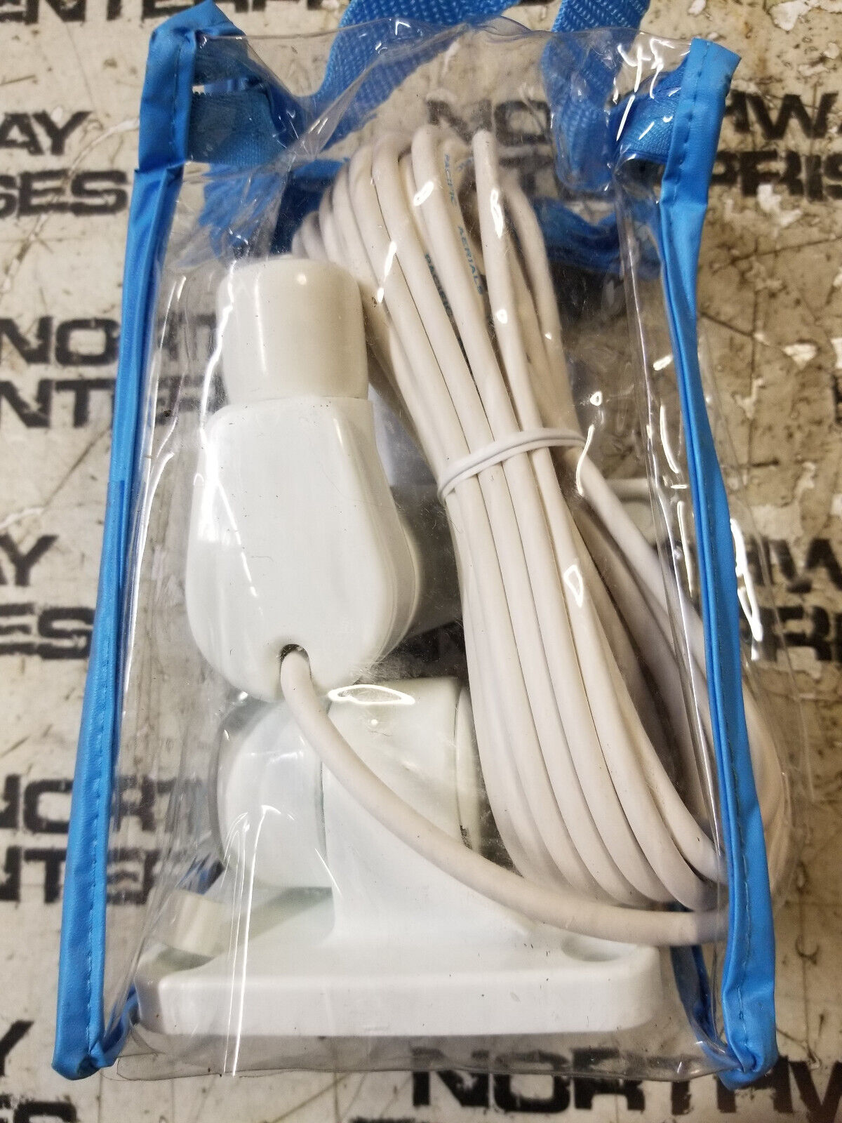 Navico Boat 1810 VHF Antenna Mount AA000223