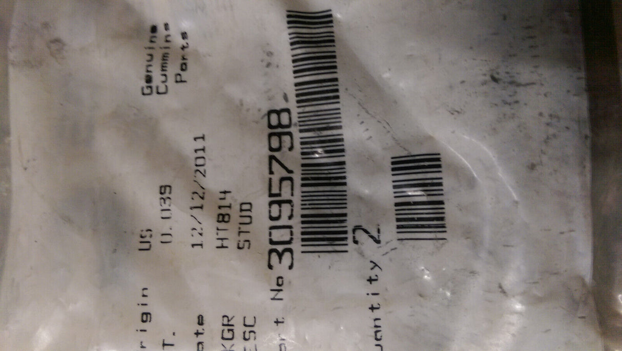 3095798 CUMMINS STUD