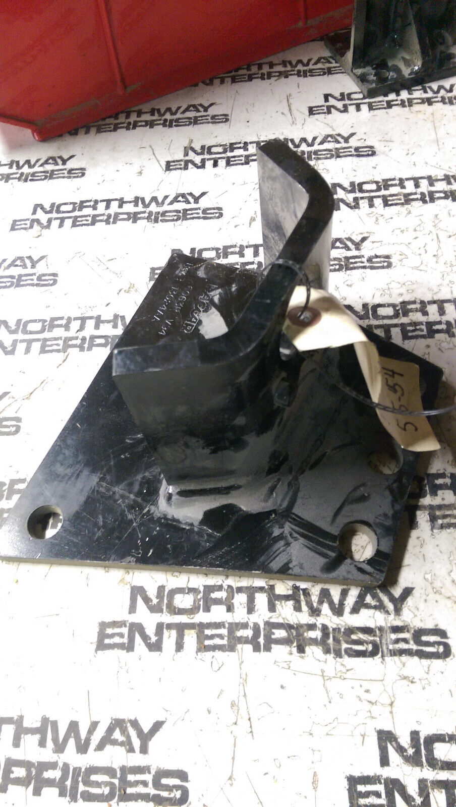 A85-6063R Paccar Made Peterbilt Engine Support Motor Mount Rear RH Pass Side