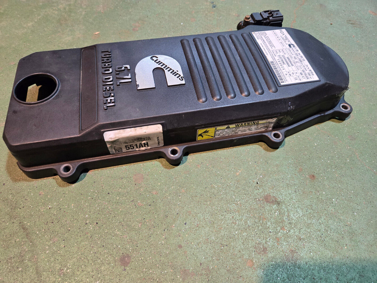 6.7l cummins upper valve cover 5446599