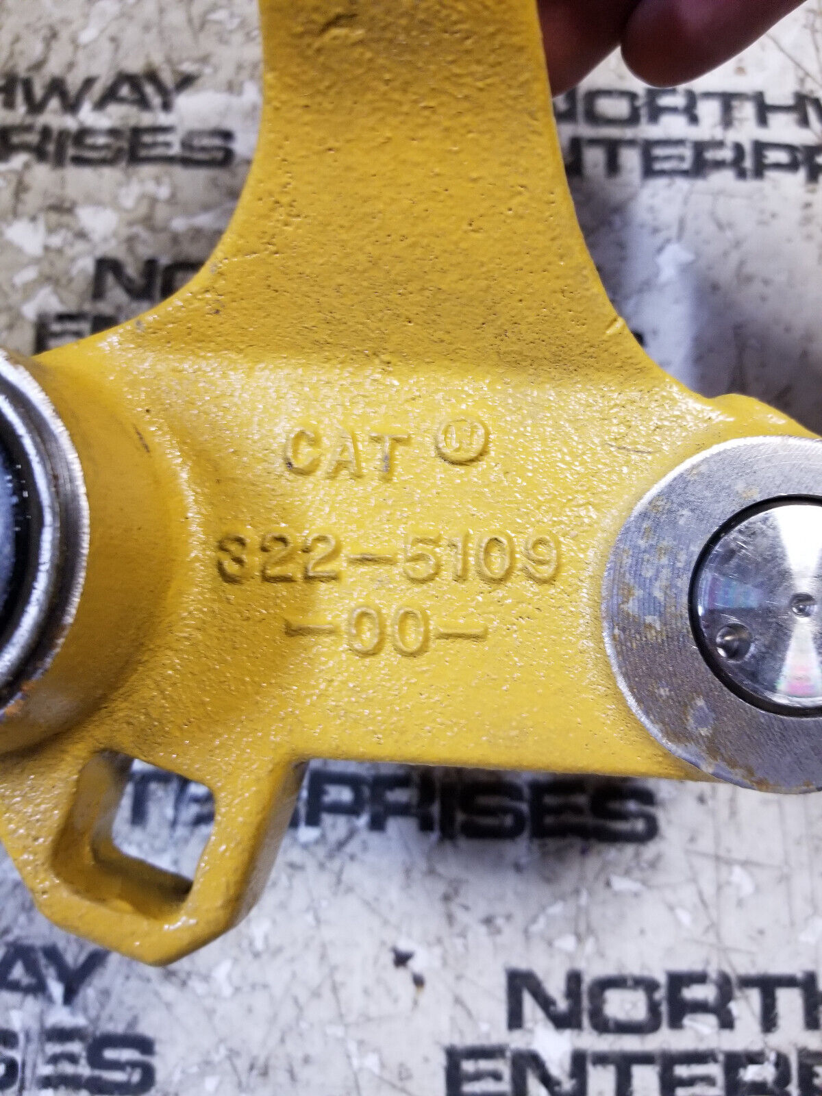 322-5108 CAT Belt Tightener Arm 773G 775G LRC 775G