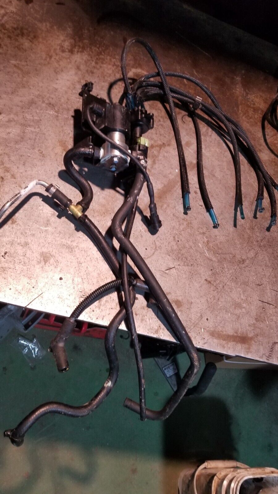 EVINRUDE 300HP G2 Evinrude ETEC Oil Pump Assembly 0357907