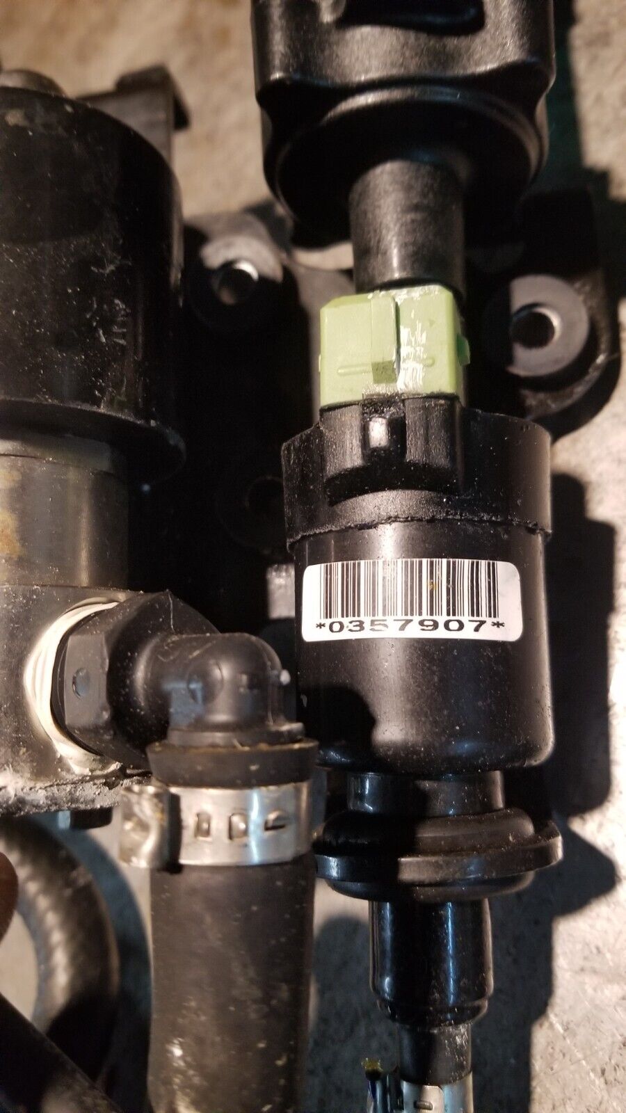 EVINRUDE 300HP G2 Evinrude ETEC Oil Pump Assembly 0357907