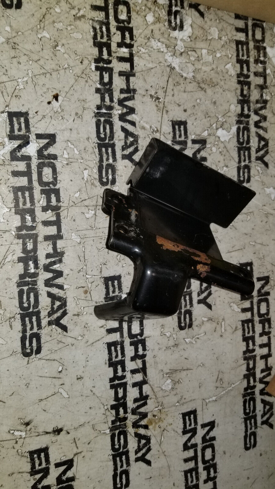 2004.5-2005 6.6L LLY Duramax Glow Plug Module Bracket 97312371