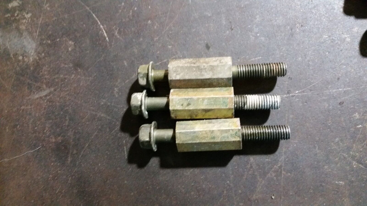 2001-2010 Chevy GMC 6.6 LB7 LLY LBZ LMM Duramax CP3 PLATE BOLTS