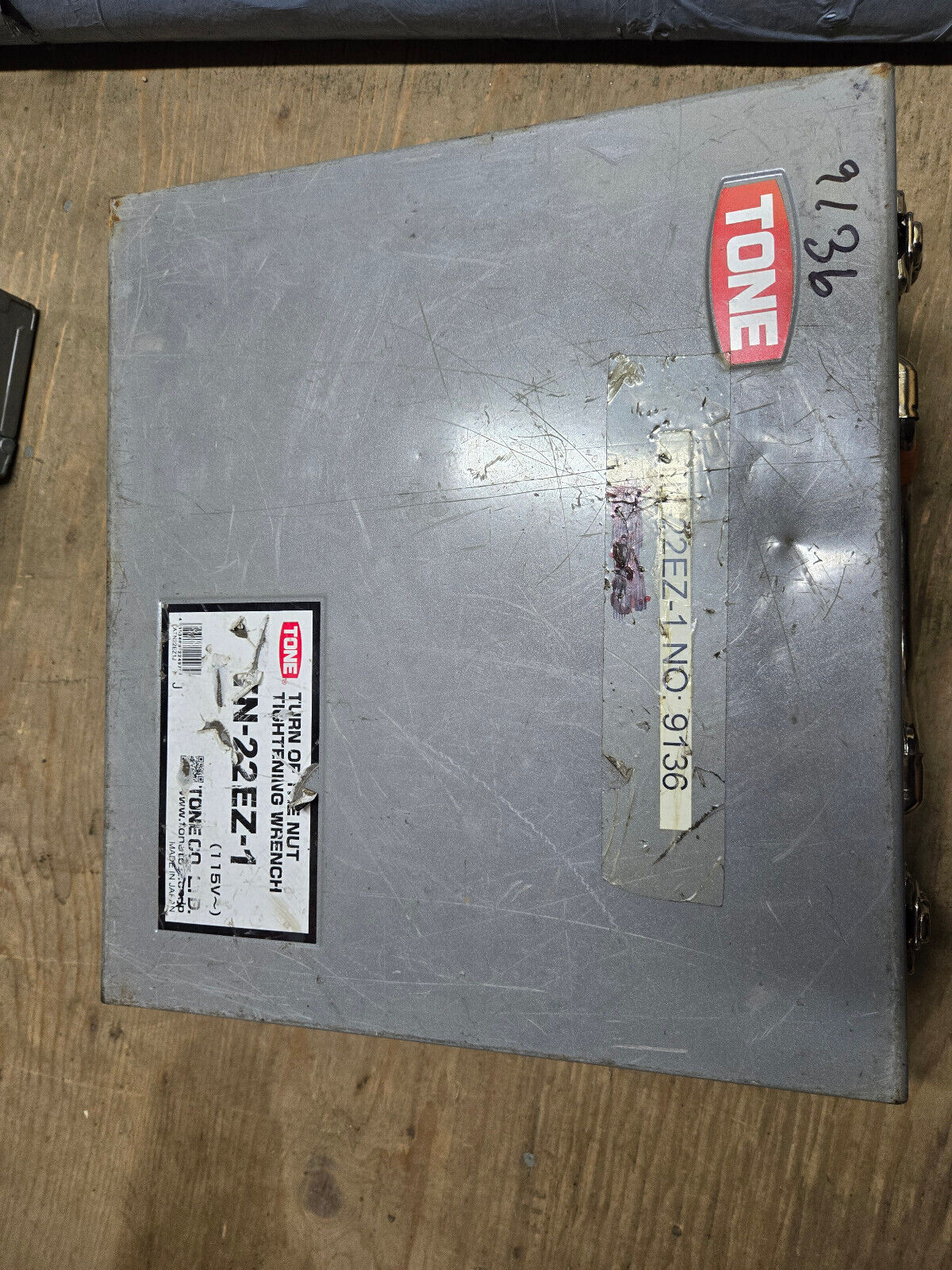 TN-22EZ-1 Tone Shear Wrench Model TN-22EZ-1 - Turn of the Nut Tightening Wrench