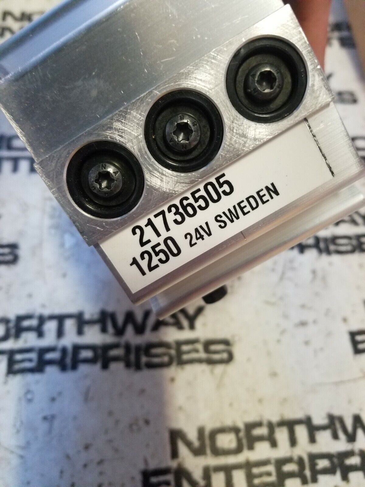 VOLVO HEATER VOE21736505 OR CROSS 22504361