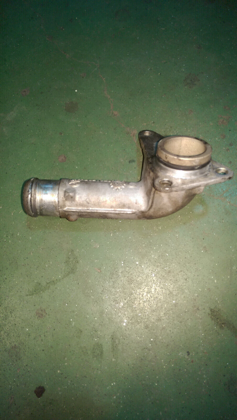 3.2L FORD 6C1Q-8250-B2B WATER OUTLET PIPE