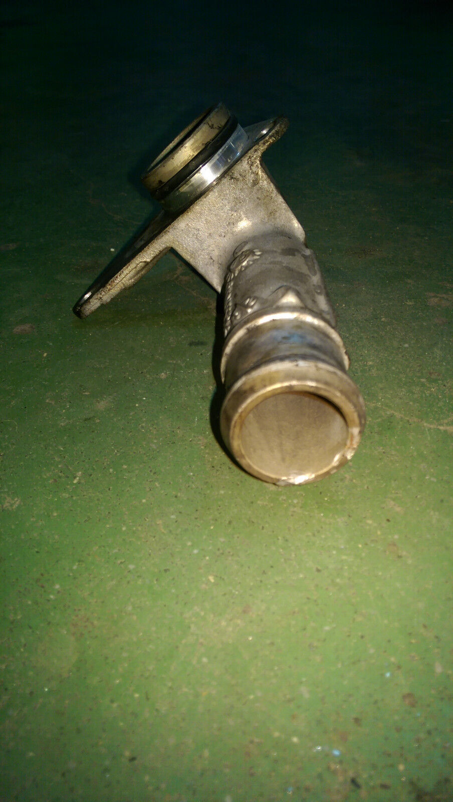3.2L FORD 6C1Q-8250-B2B WATER OUTLET PIPE