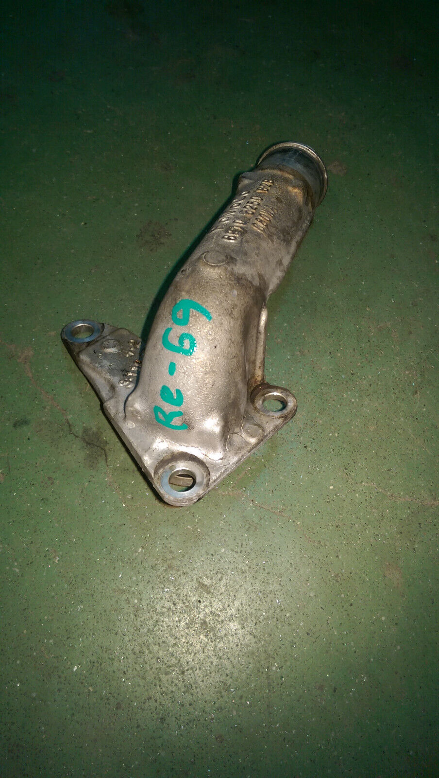 3.2L FORD 6C1Q-8250-B2B WATER OUTLET PIPE