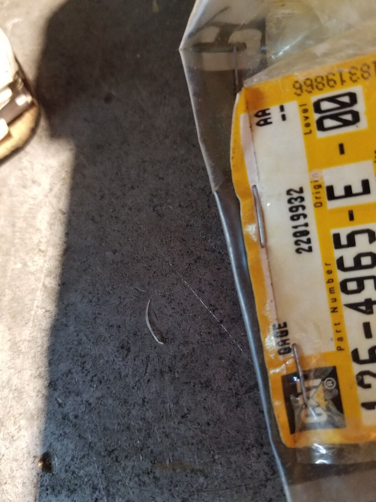 126-4965 CATERPILLAR DIPSTICK CAGE 1264965