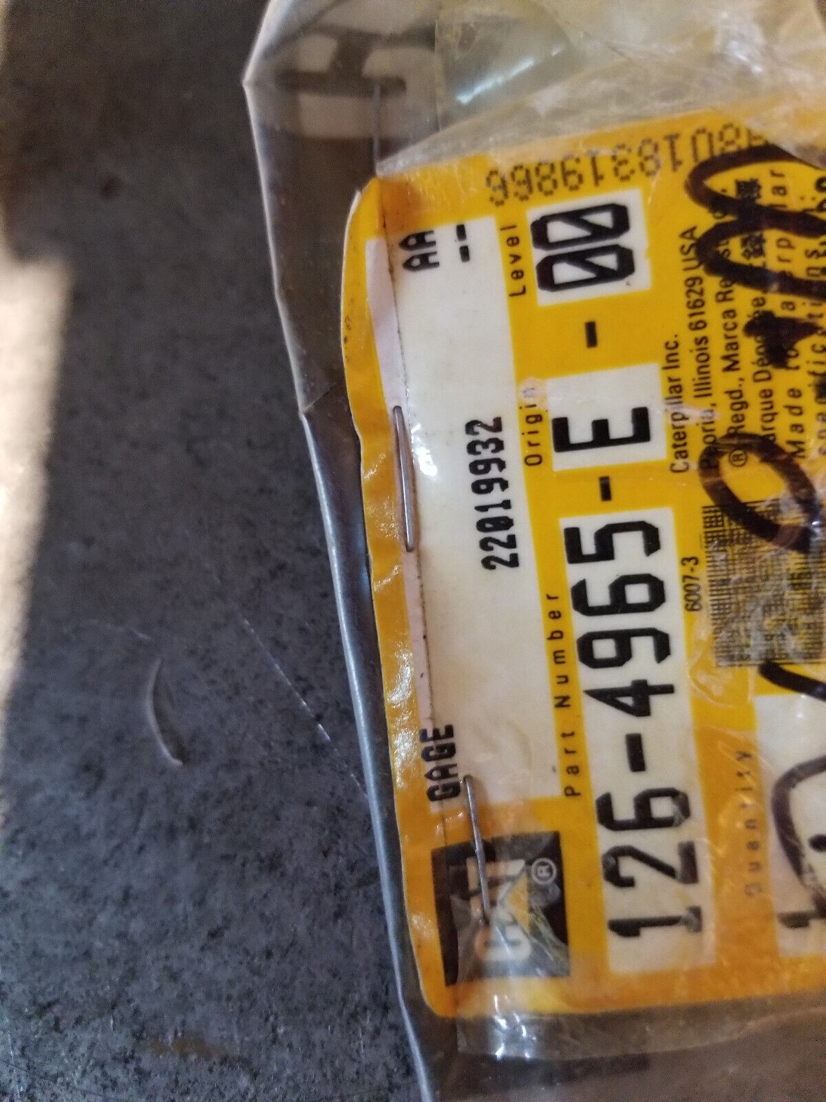 126-4965 CATERPILLAR DIPSTICK CAGE 1264965